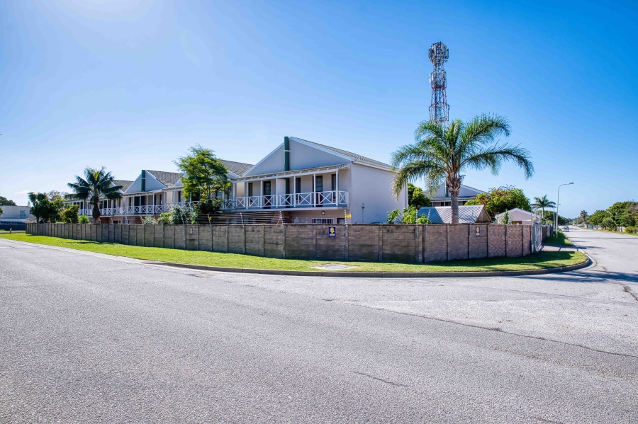 1 Bedroom Property for Sale in Charlo Eastern Cape